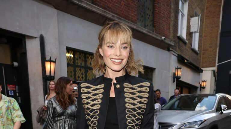 Ten-Hut! Margot Robbie’s New Look Has Our Attention