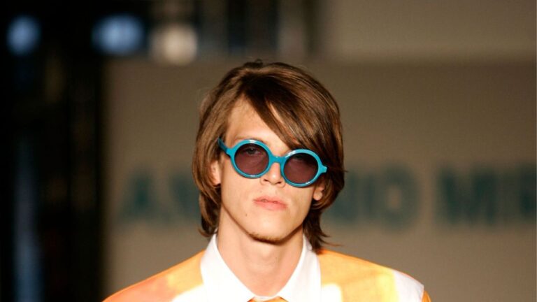 How the Art and Style of David Hockney Made a Splash on the Runway