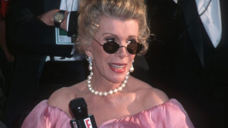 15 of Joan Rivers’s Best and Most Baroque Style Moments