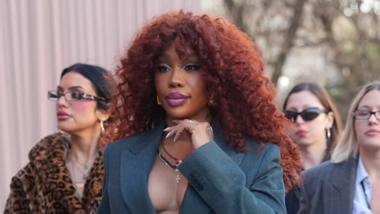How to Get Perfect Curls This Summer, According to Hair Stylists