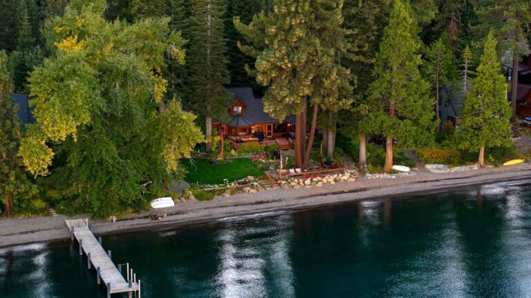 12 Quintessential Lake Tahoe Airbnbs for a True Alpine Experience
