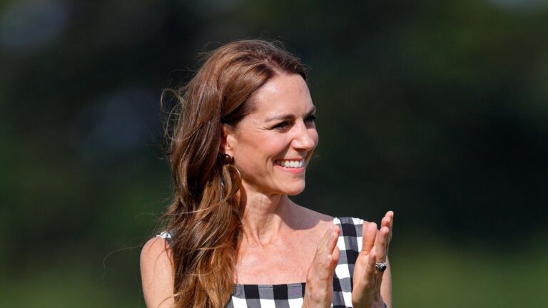 The Summer Print That Unites Princess Diana and Princess Catherine’s Wardrobes