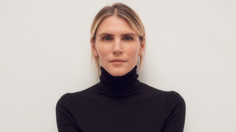 Gabriela Hearst Mines Archives to Create Silks for Goodwood Horse Race