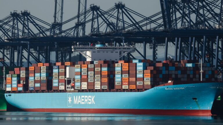 Maersk, Hapag-Lloyd Resume an Asia-to-Mediterranean Red Sea Service