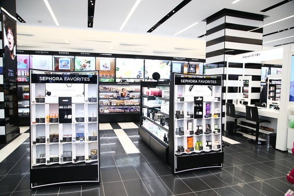 Sephora Partners With Glam42 to Bring Sephora Collection to Israel