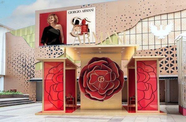 Armani Prepares Talks with L’Oréal, LVMH and EssilorLuxottica Over Minority Stake Sale